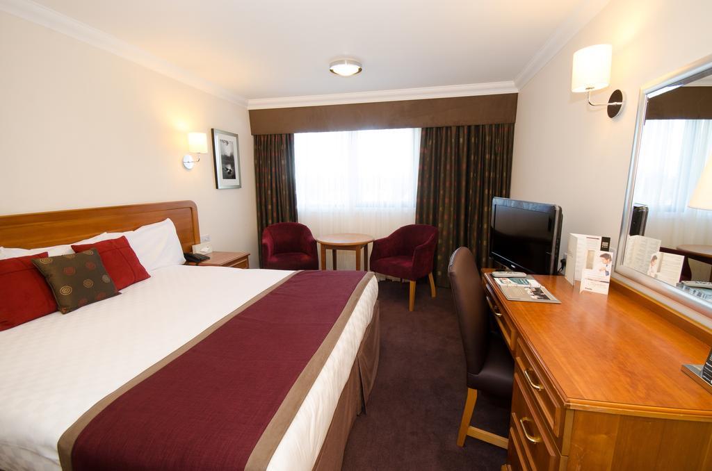The Aberdeen Altens Hotel Экстерьер фото