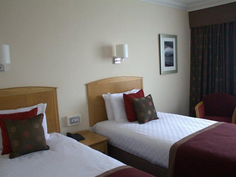 The Aberdeen Altens Hotel Экстерьер фото