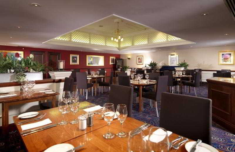 The Aberdeen Altens Hotel Ресторан фото