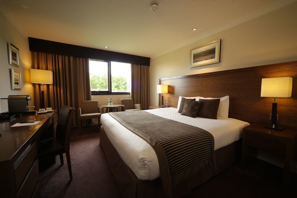The Aberdeen Altens Hotel Экстерьер фото