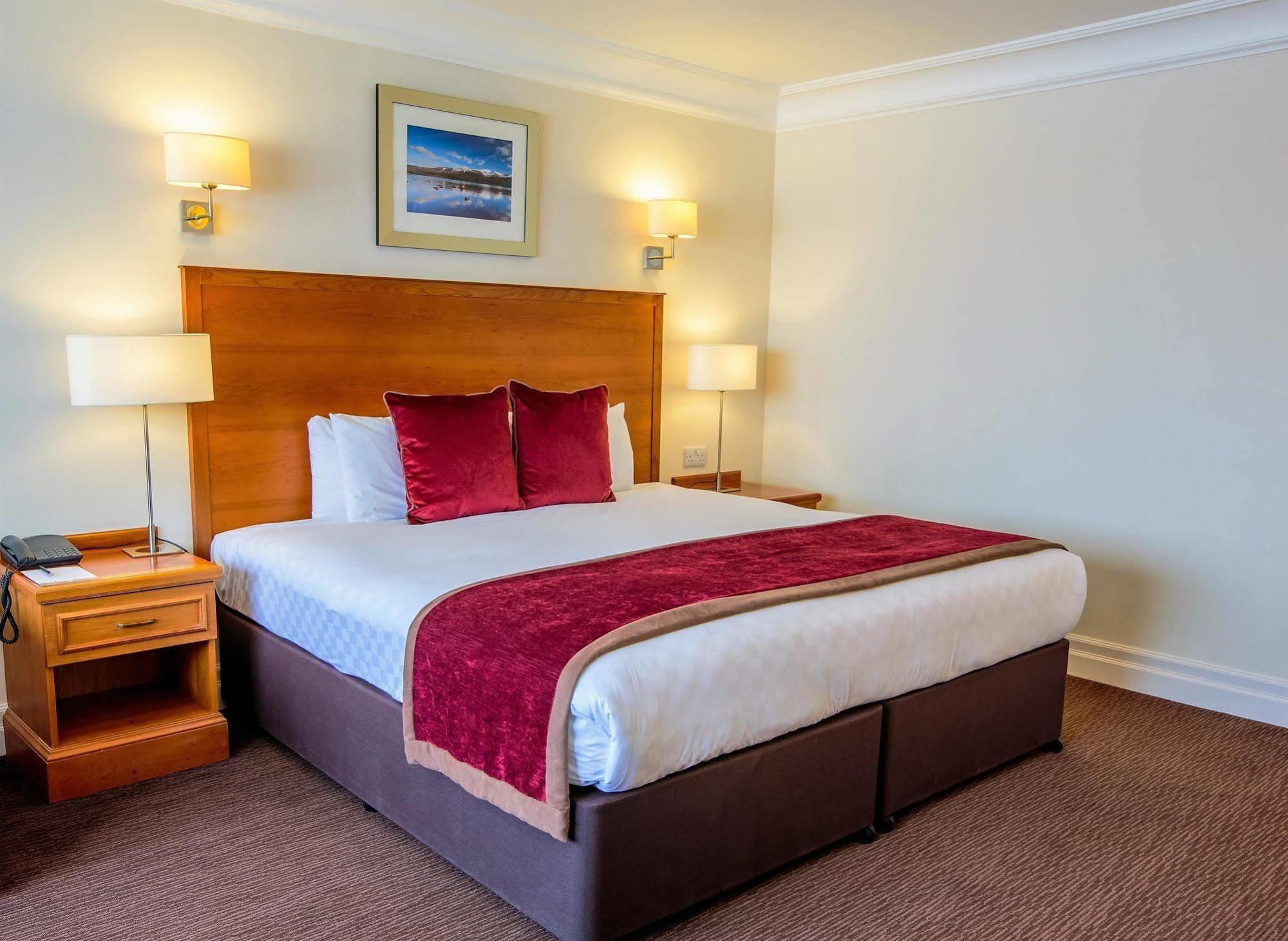 The Aberdeen Altens Hotel Экстерьер фото