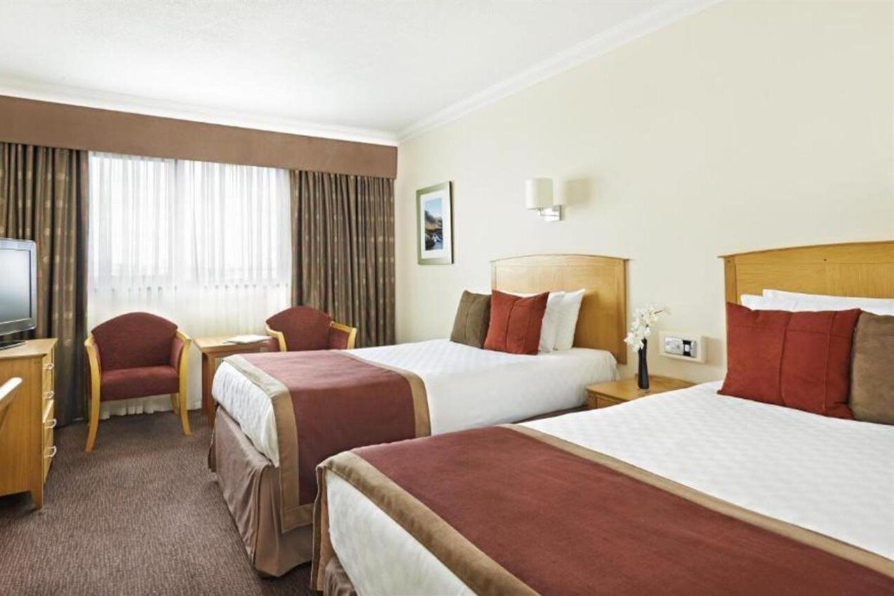 The Aberdeen Altens Hotel Экстерьер фото