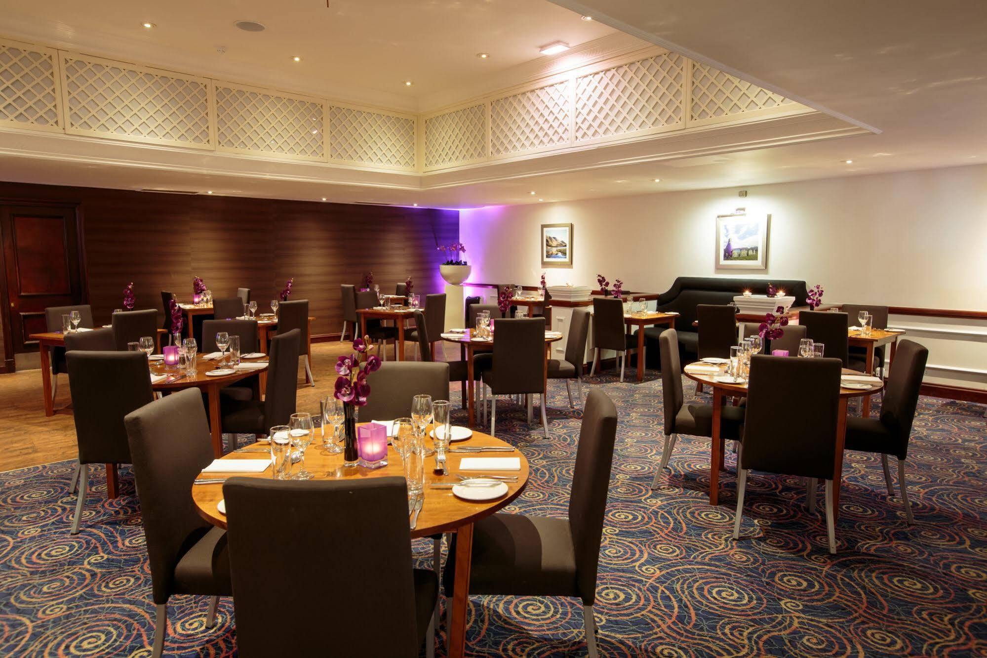 The Aberdeen Altens Hotel Экстерьер фото